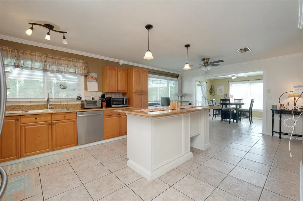 8876 SAN PABLO AVENUE North Port, FL 34287