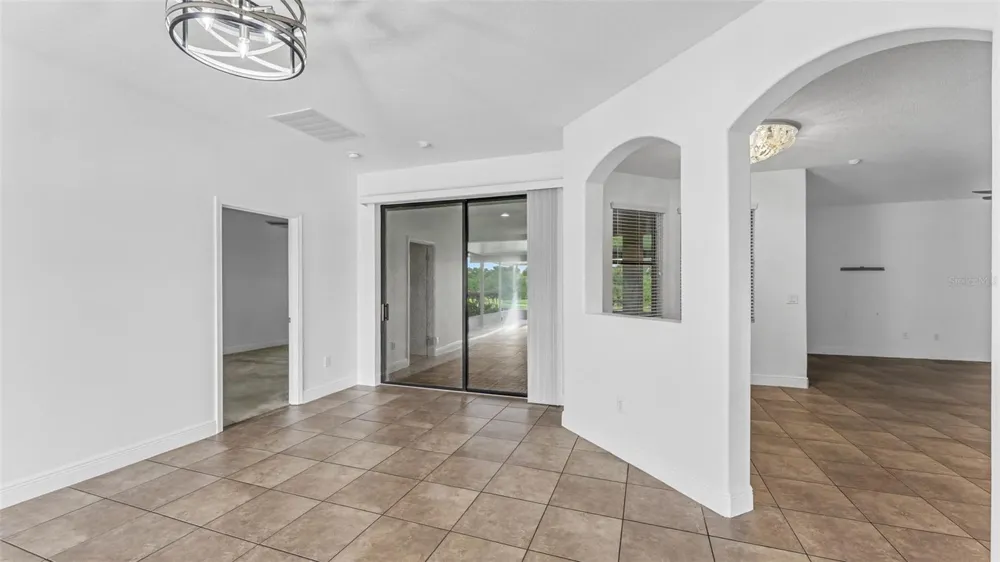 3950 SUNSET LAKE DRIVE Lakeland, FL 33810