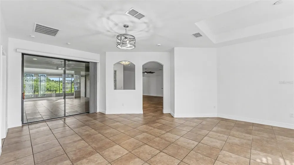 3950 SUNSET LAKE DRIVE Lakeland, FL 33810