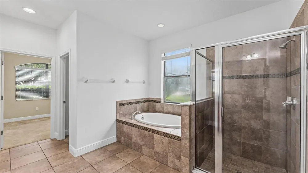 3950 SUNSET LAKE DRIVE Lakeland, FL 33810