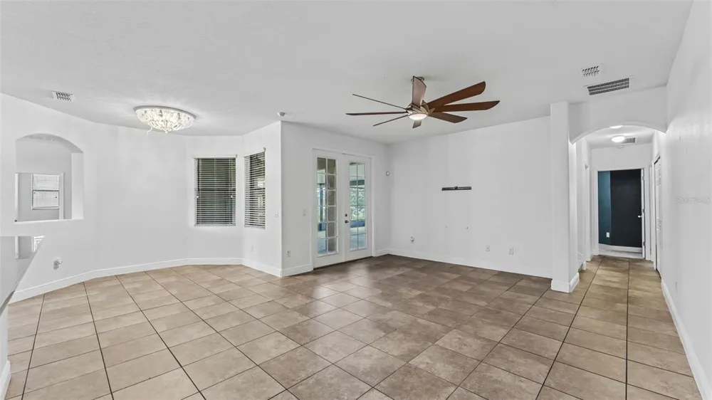 3950 SUNSET LAKE DRIVE Lakeland, FL 33810