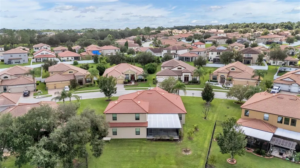 3950 SUNSET LAKE DRIVE Lakeland, FL 33810