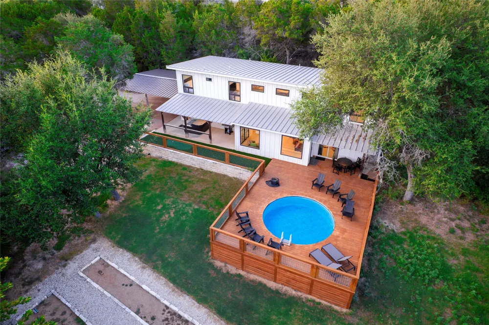 12665 Silver Creek Road Dripping Springs, TX 78620