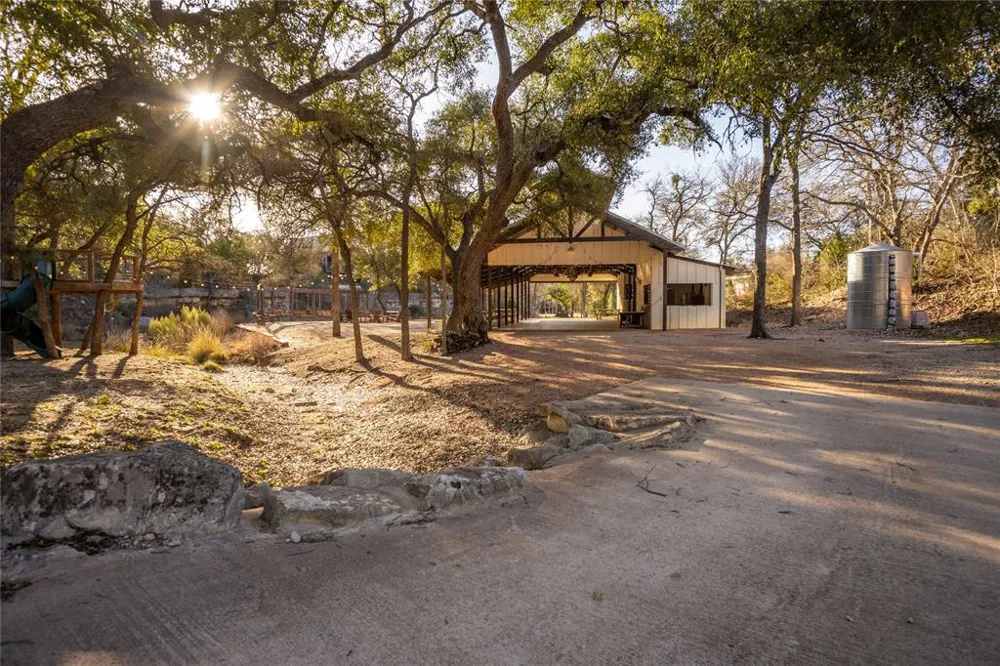 12665 Silver Creek Road Dripping Springs, TX 78620
