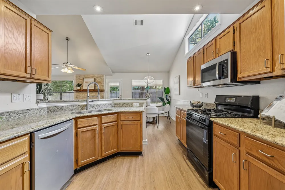 7017 Tesoro Trail Austin, TX 78729