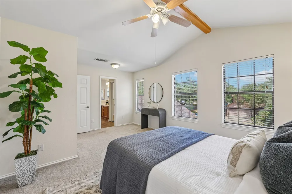7017 Tesoro Trail Austin, TX 78729