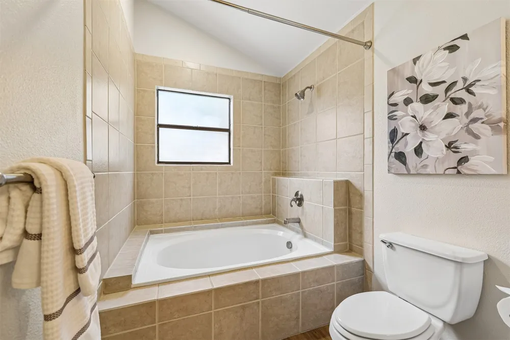 7017 Tesoro Trail Austin, TX 78729