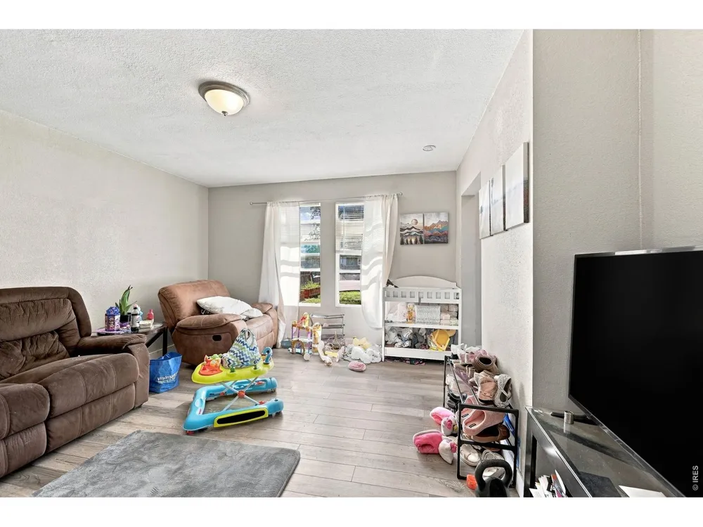 302 12th Avenue Greeley, CO 80631