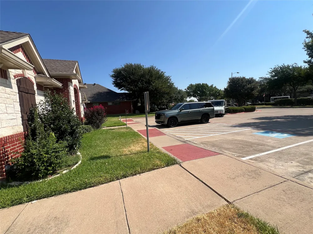 2550 Legacy Point Drive Arlington, TX 76006