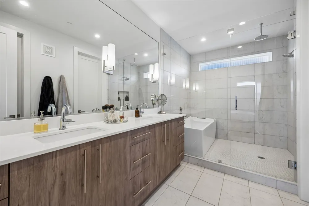 4726 Manett Street #103 Dallas, TX 75204