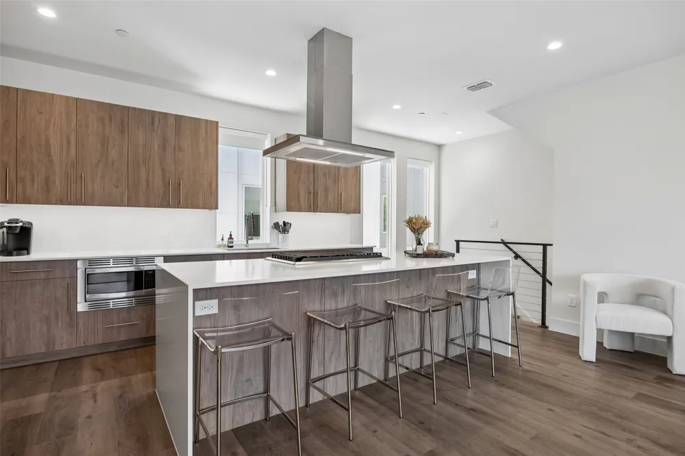 4726 Manett Street #103 Dallas, TX 75204