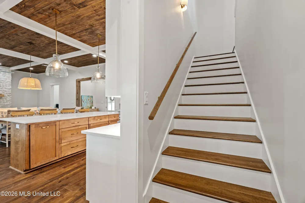 16 Bent Pebble Point Lumberton, MS 39455