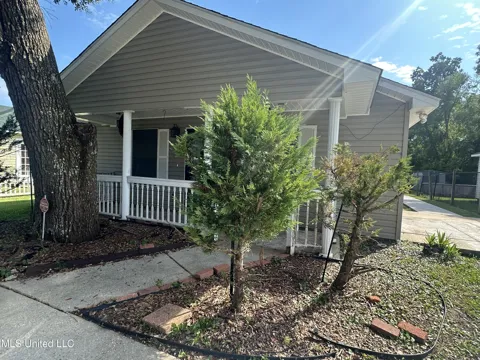 1113 Beach Avenue