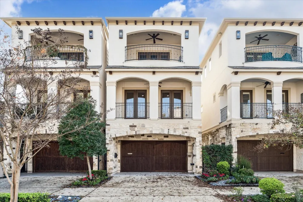 5025 Augusta Street Houston, TX 77007