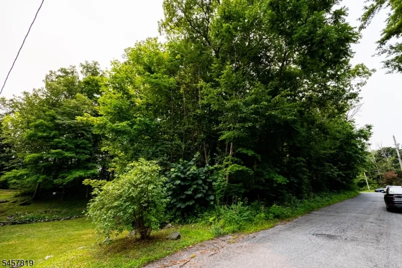 38 Evergreen Trl Vernon, NJ 07462