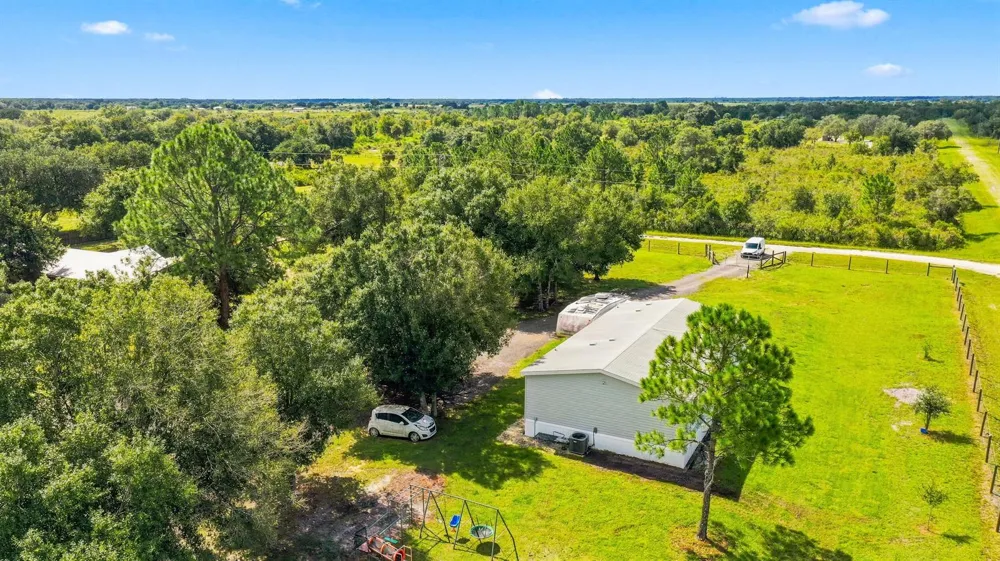 20967 NW 250TH STREET Okeechobee, FL 34972