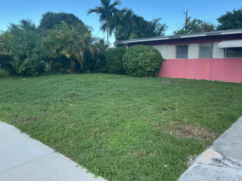 110 NW 193RD STREET Miami Gardens, FL 33169
