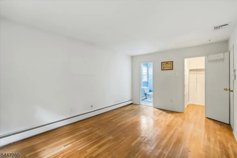 42 Aberdeen Ave Wayne, NJ 07470
