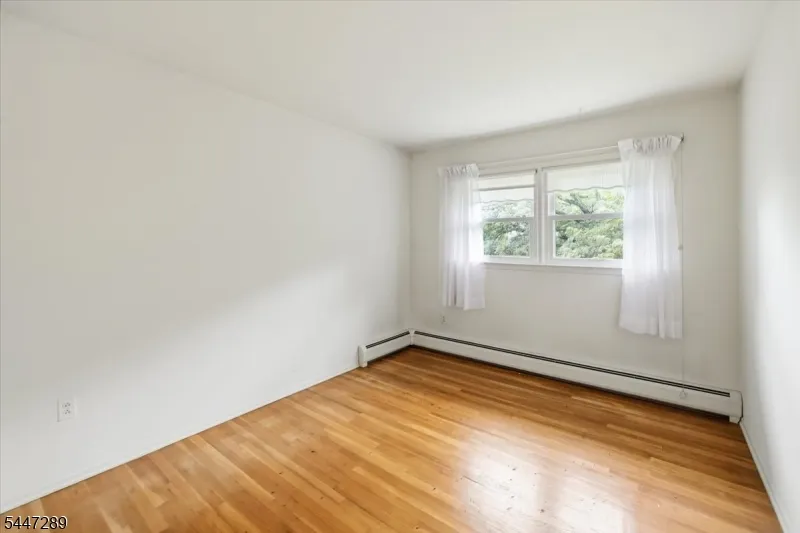 42 Aberdeen Ave Wayne, NJ 07470