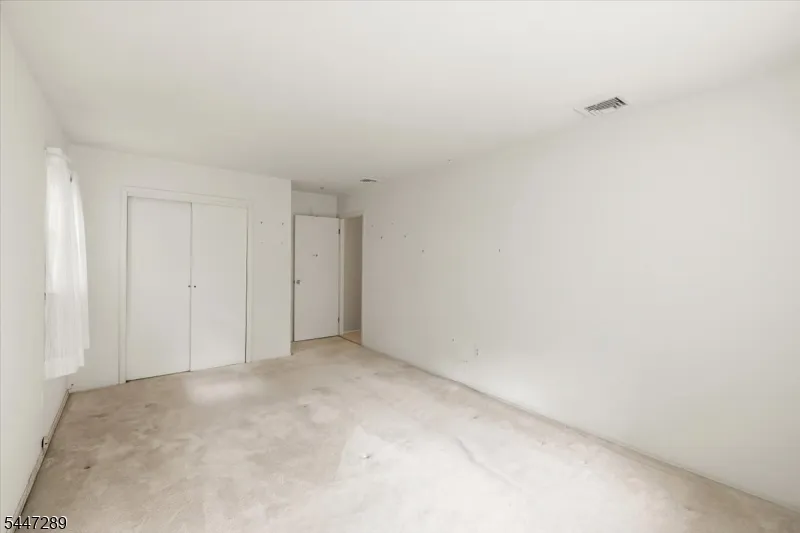 42 Aberdeen Ave Wayne, NJ 07470