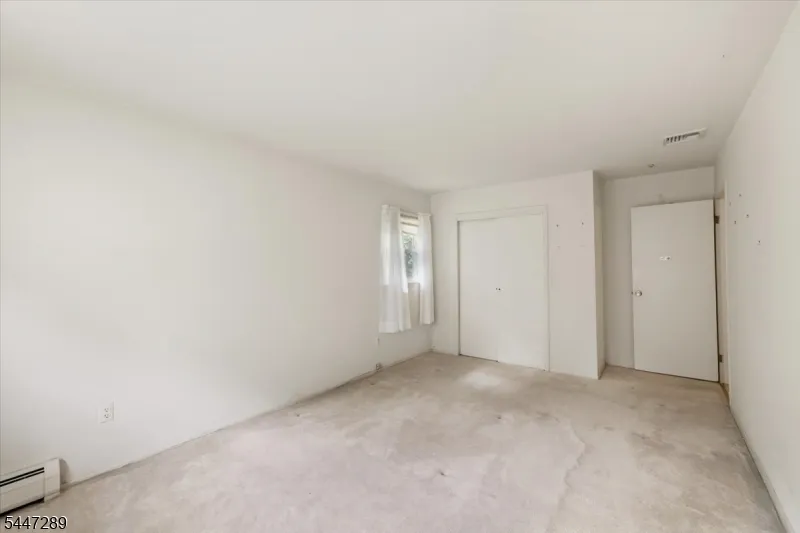 42 Aberdeen Ave Wayne, NJ 07470