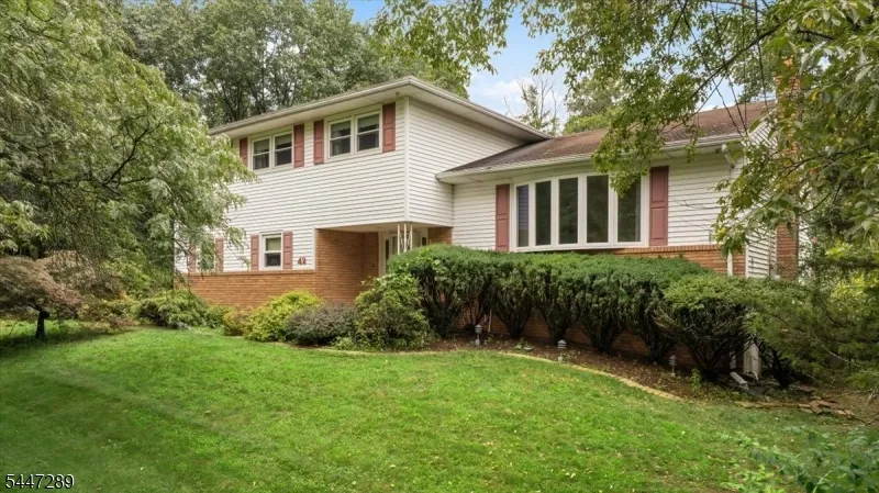 42 Aberdeen Ave Wayne, NJ 07470