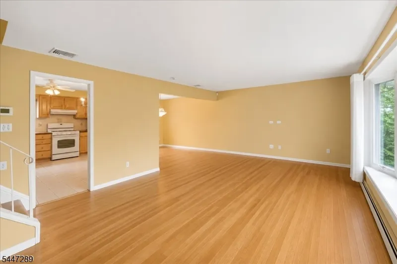 42 Aberdeen Ave Wayne, NJ 07470