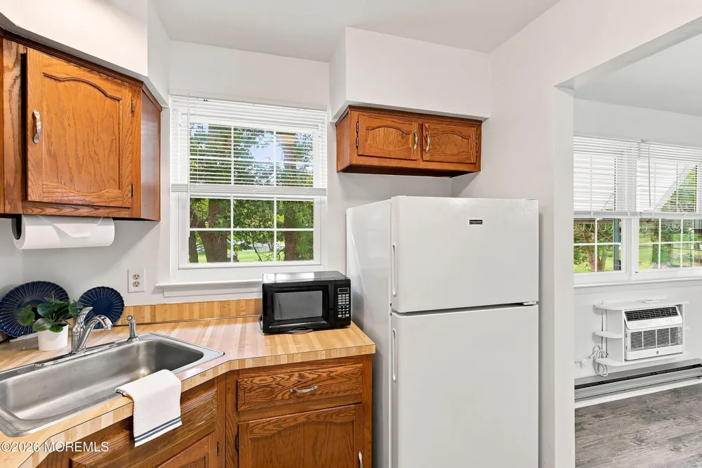 11 Spring Street #C Whiting, NJ 08759