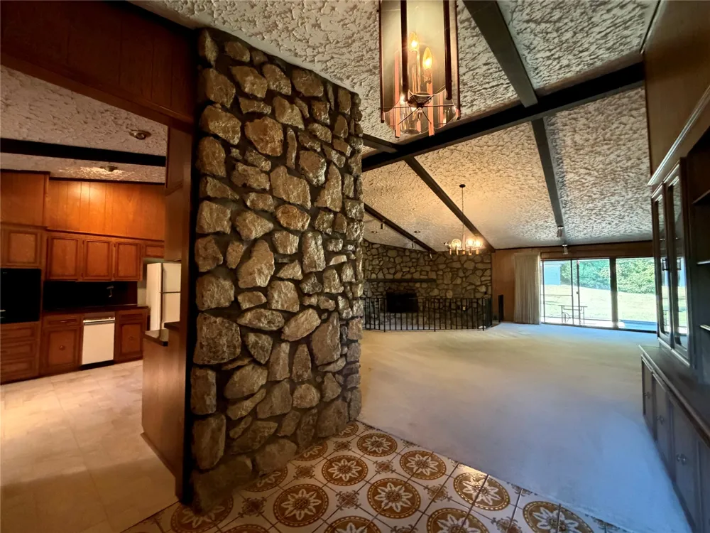 26129 E 118th Street S Coweta, OK 74429