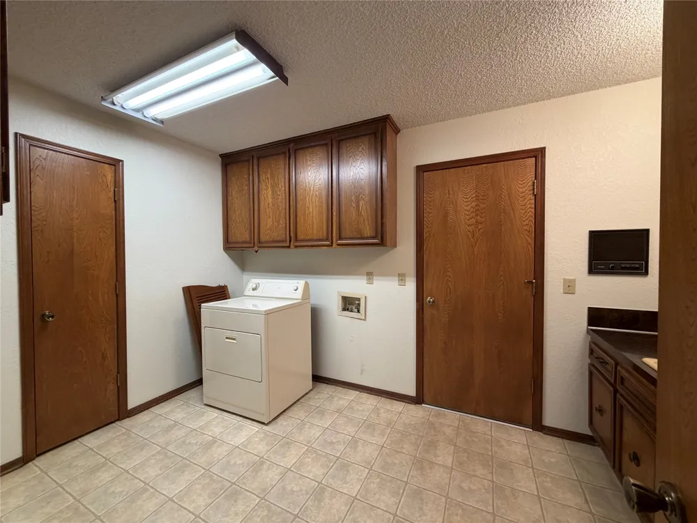 26129 E 118th Street S Coweta, OK 74429
