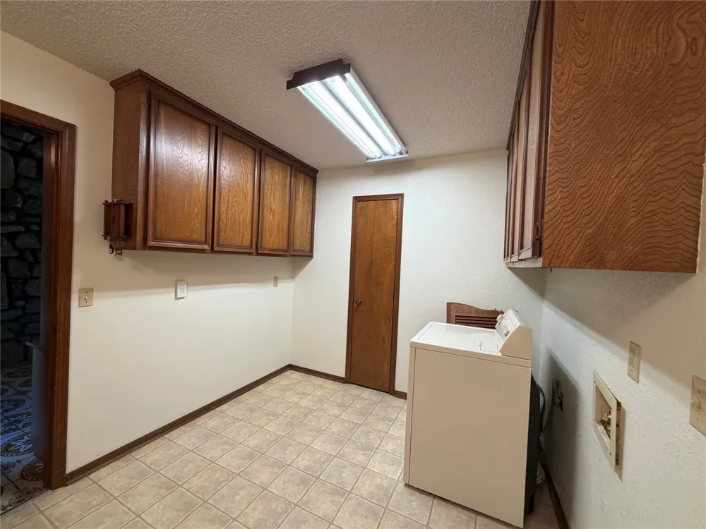 26129 E 118th Street S Coweta, OK 74429