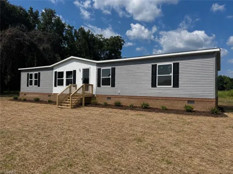 456 Blue Newkirk Road