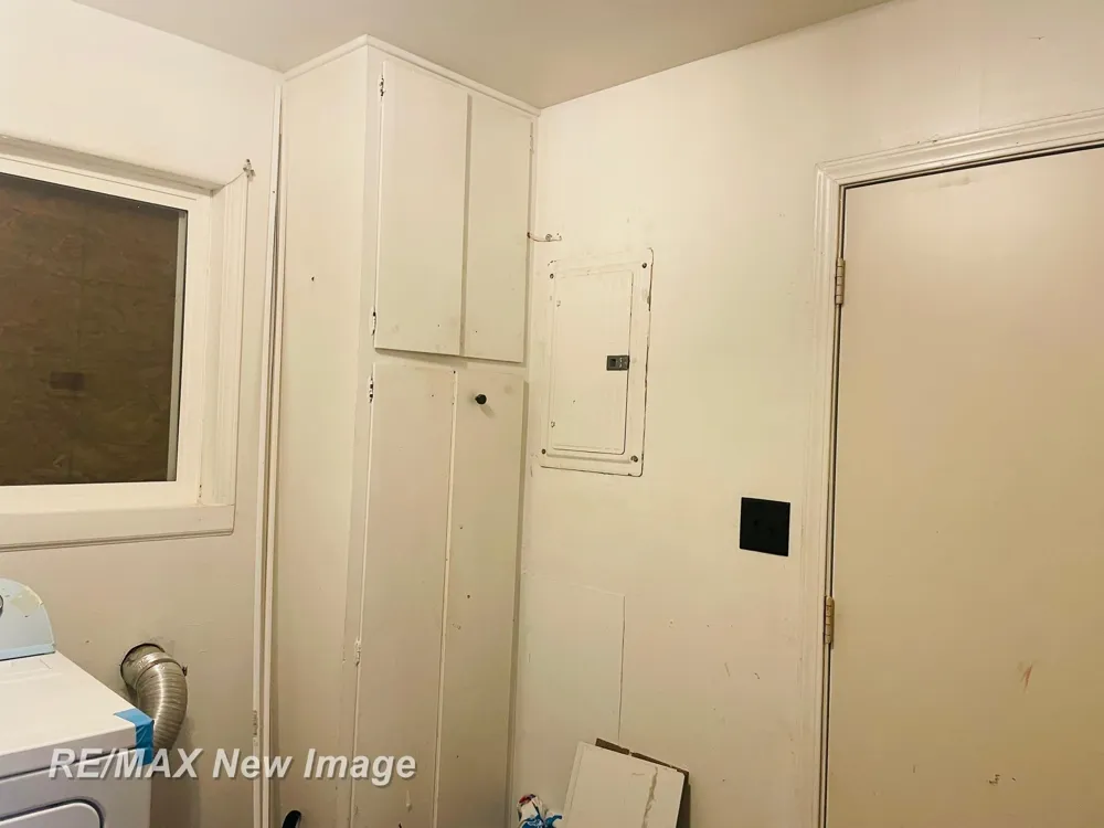 2323 Hartsuff Street Saginaw City, MI 48601