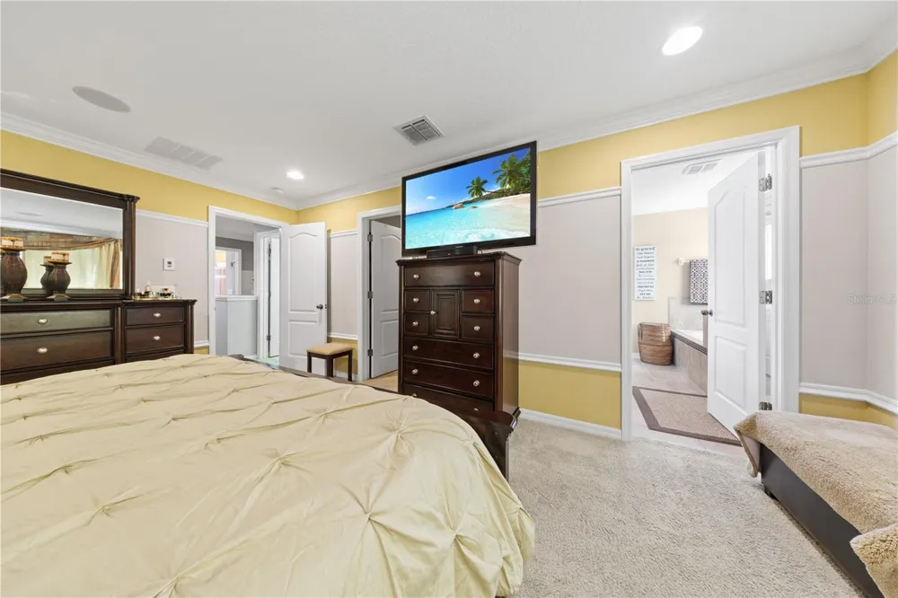 215 MAYBECK Sanford, FL 32771