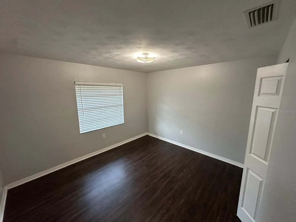 3215 49TH STREET #1/2 Tampa, FL 33605