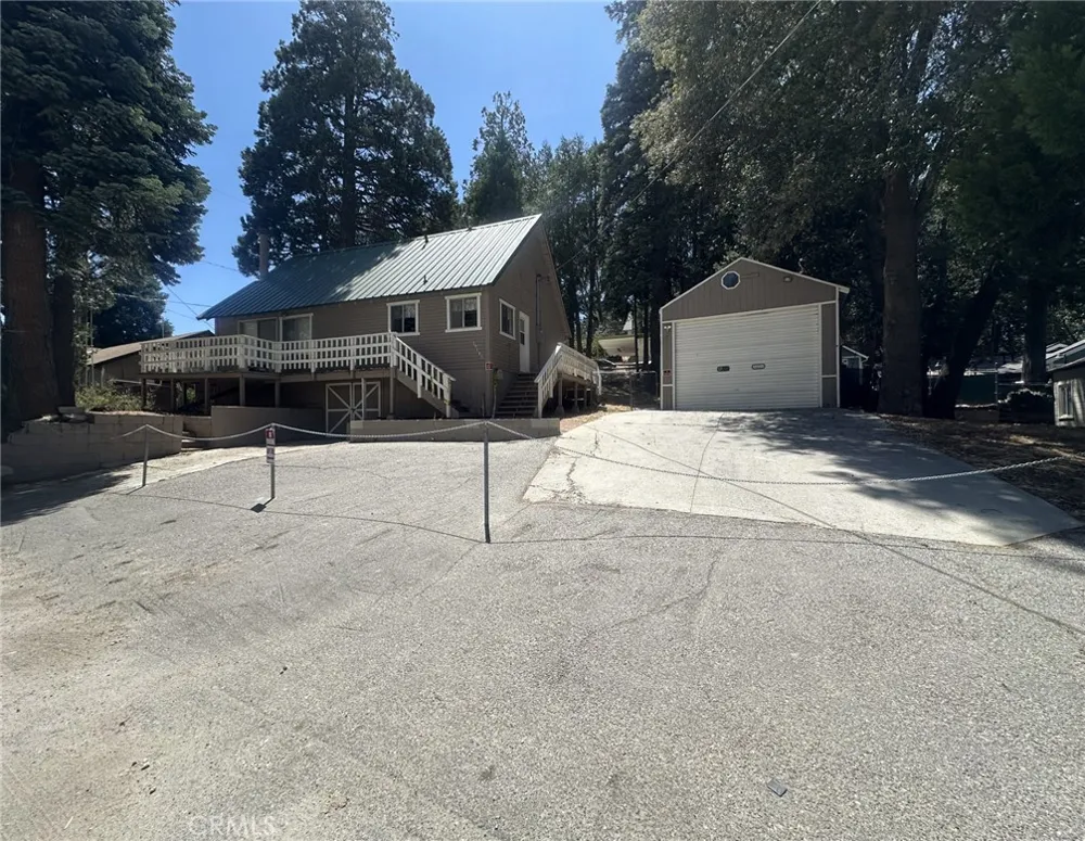29145 Hook Creek Cedar Glen, CA 92321