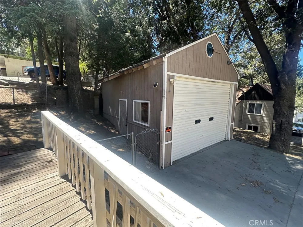 29145 Hook Creek Cedar Glen, CA 92321
