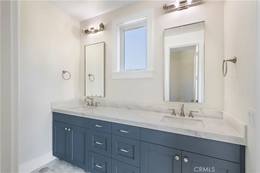 316 22nd Street Costa Mesa, CA 92627