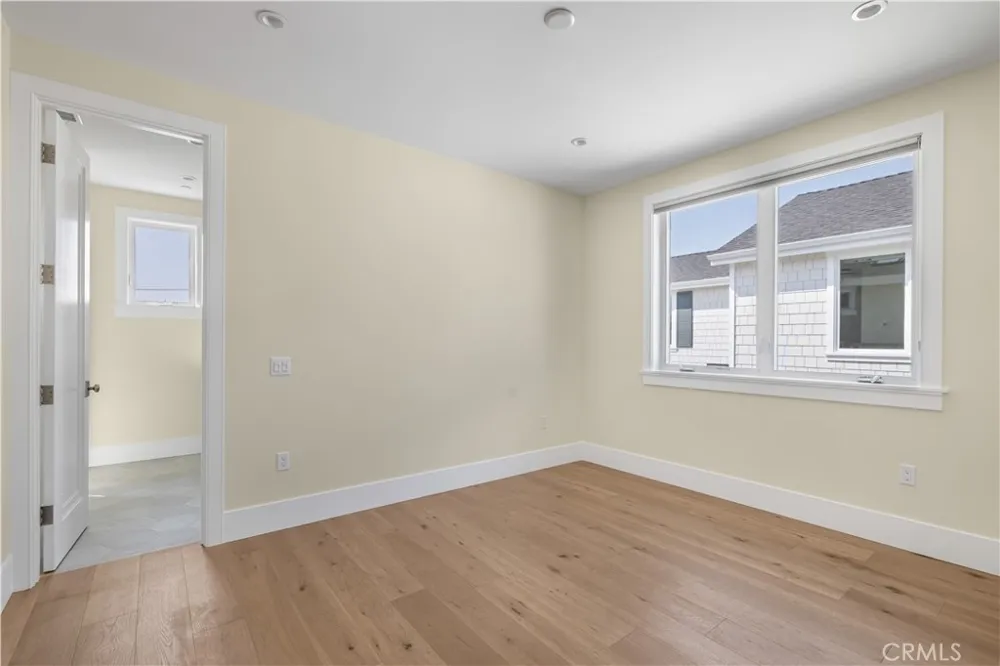316 22nd Street Costa Mesa, CA 92627