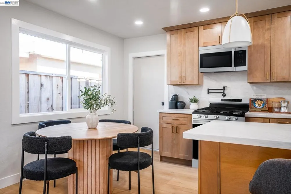 42663 Hamilton Way Fremont, CA 94538