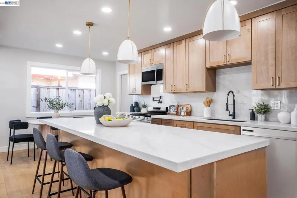 42663 Hamilton Way Fremont, CA 94538