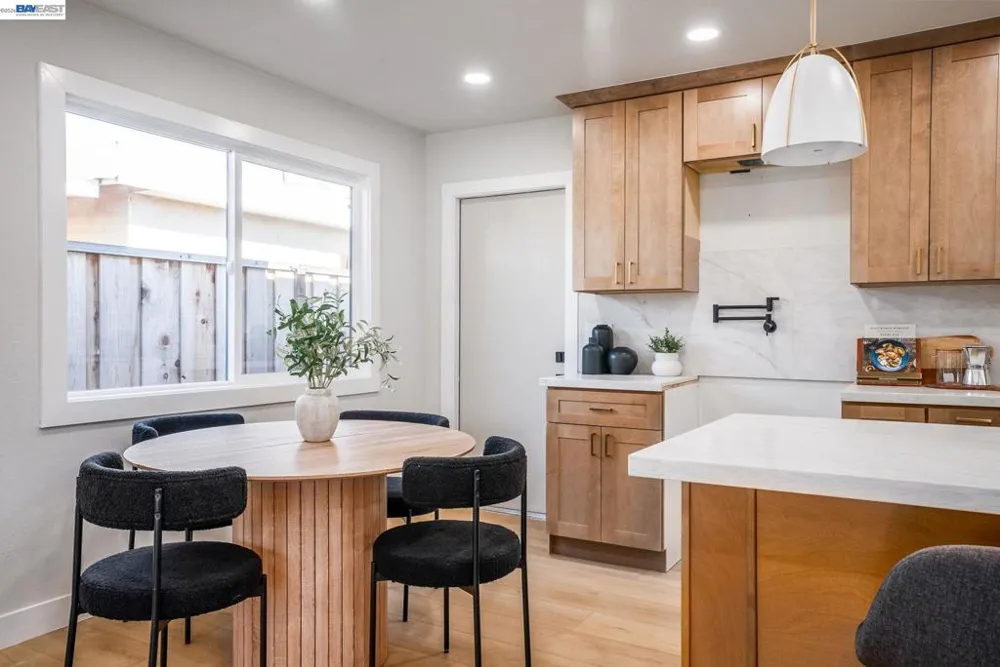 42663 Hamilton Way Fremont, CA 94538