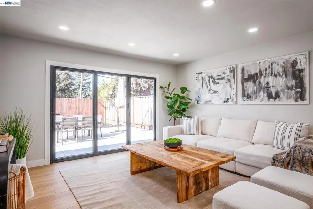 42663 Hamilton Way Fremont, CA 94538
