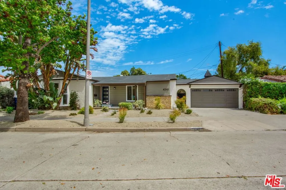 4248 Mcclung Drive Los Angeles, CA 90008
