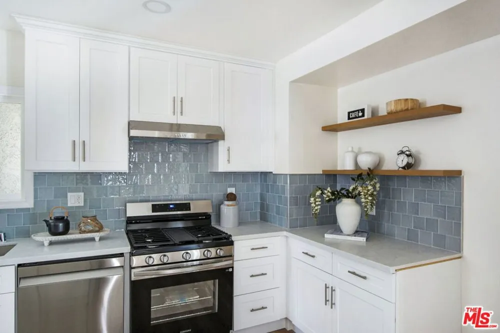 4248 Mcclung Drive Los Angeles, CA 90008