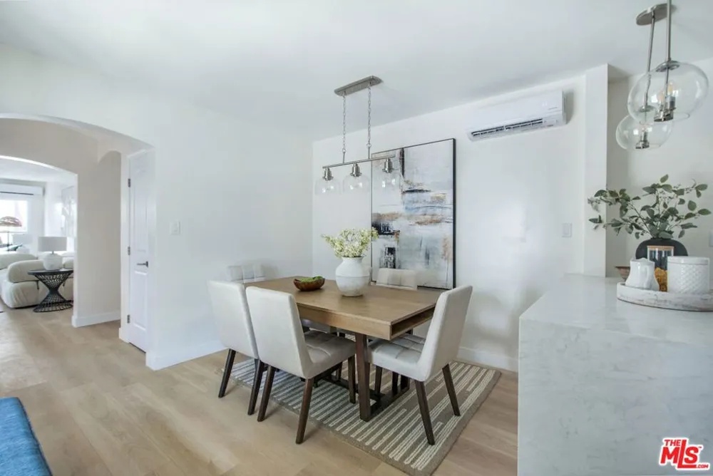 4248 Mcclung Drive Los Angeles, CA 90008