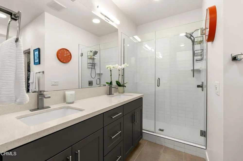 1276 E Thompson Boulevard #101 Ventura, CA 93001