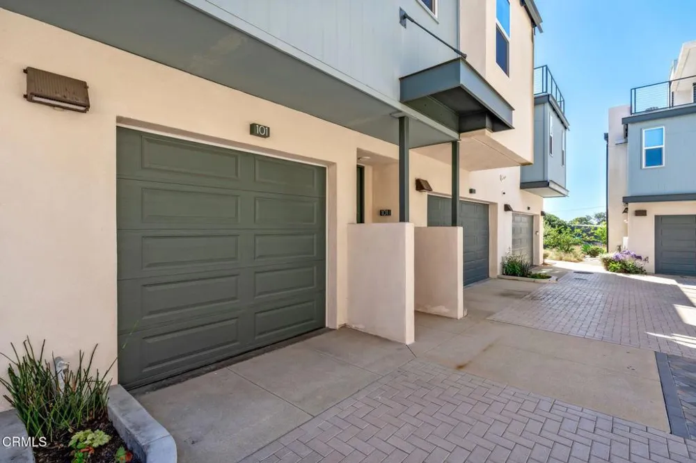 1276 E Thompson Boulevard #101 Ventura, CA 93001