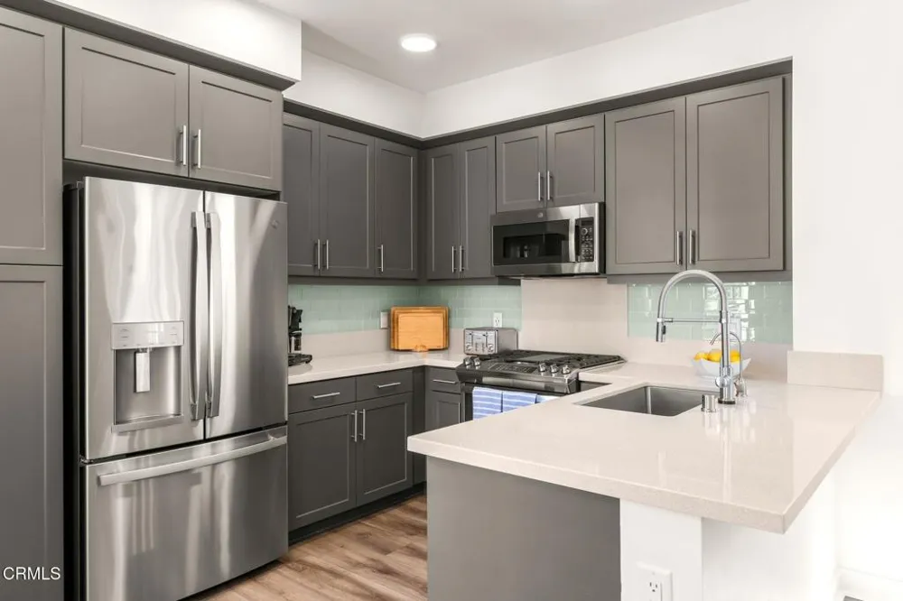 1276 E Thompson Boulevard #101 Ventura, CA 93001