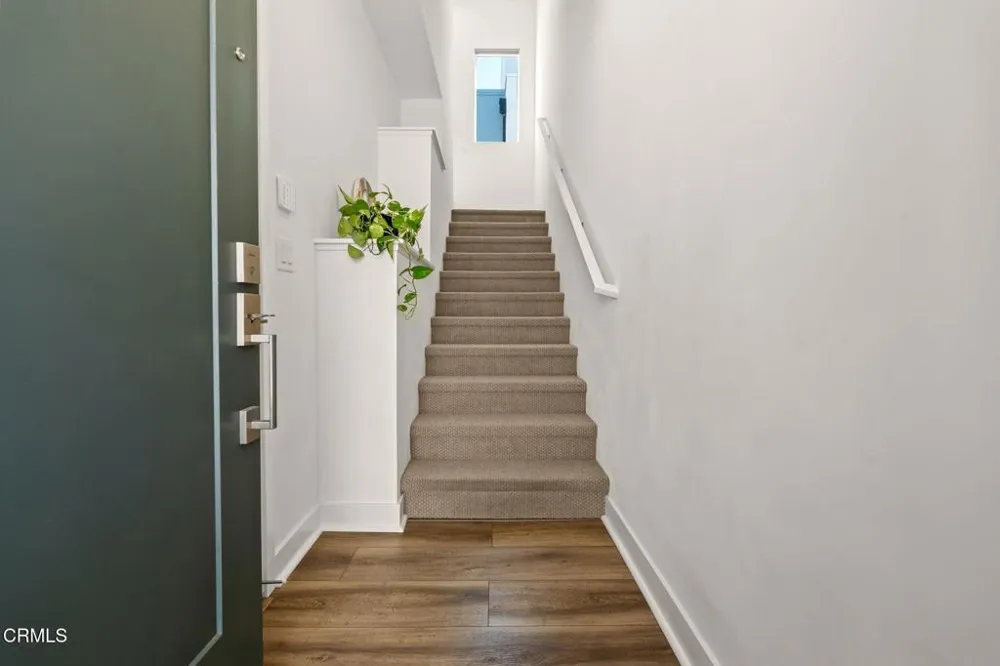 1276 E Thompson Boulevard #101 Ventura, CA 93001